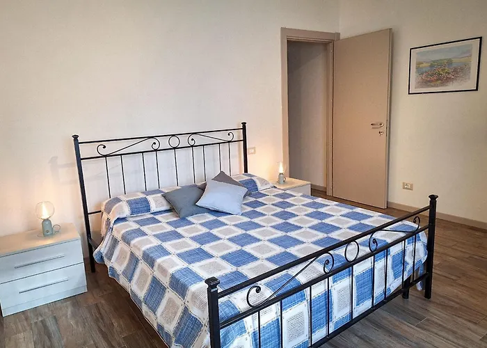Sestri In Riva - Parcheggio Privato - 4 Minuti In Auto Dal Mare سيستري ليفانتي