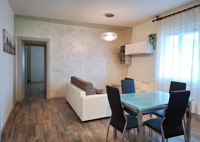 Apartment Sestri In Riva - Parcheggio Privato - 4 Minuti In Auto Dal Mare *