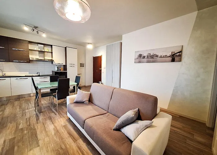 Apartment Sestri In Riva - Parcheggio Privato - 4 Minuti In Auto Dal Mare *